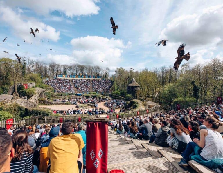 camping-avec-billetterie-pour-le-puy-du-fou-camping-le-moulin-des-effres